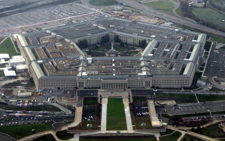 США обвинили в слежке за владельцами смартфонов по всему миру США обвинили в слежке за владельцами смартфонов по всему миру